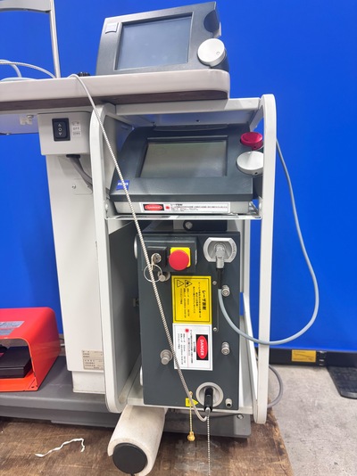 Defected/Broken parts&nbsp;|&nbsp;Carl Zeiss&nbsp;|&nbsp;Visulas Combi YAG III 532s