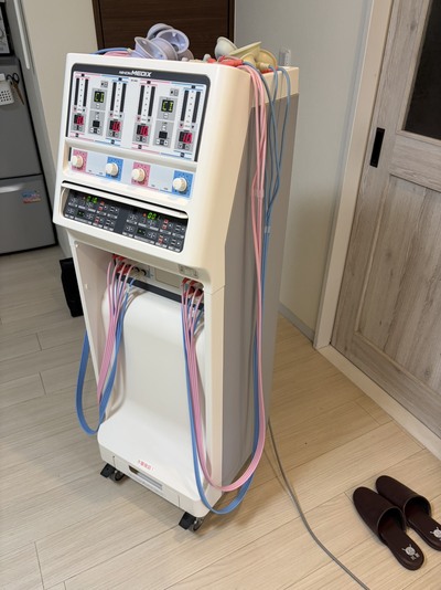 干渉波治療器&nbsp;|&nbsp;株式会社日本メディックス&nbsp;|&nbsp;SD-5402の写真