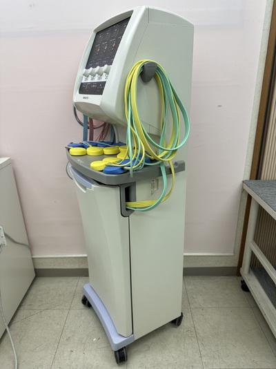 干渉波治療器&nbsp;|&nbsp;ミナト医科学株式会社&nbsp;|&nbsp;SK-10Wの写真