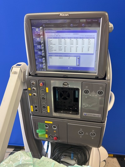 2020-Vitreoretinal and cataract surgery device&nbsp;|&nbsp;Alcon&nbsp;|&nbsp;CONSTELLATION Vision LXT