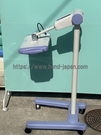 赤外線治療器&nbsp;|&nbsp;株式会社日本メディックス&nbsp;|&nbsp;ｾﾗﾋﾟｱ3300 PH-L3300Eの写真