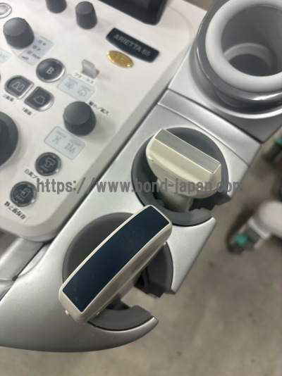 超音波診断装置&nbsp;|&nbsp;富士フイルムヘルスケア&nbsp;|&nbsp;ARIETTA 65LEの写真