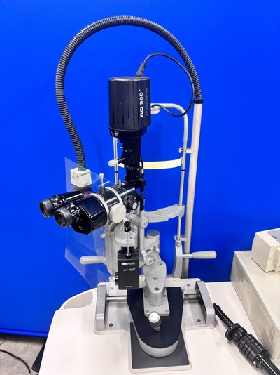LED Slitlamp&nbsp;|&nbsp;HAAG-STREIT&nbsp;|&nbsp;BQ 900 Slit Lamp