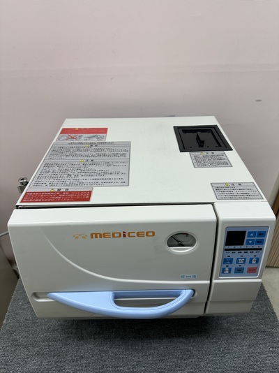 高圧蒸気滅菌器&nbsp;|&nbsp;株式会社ユヤマ&nbsp;|&nbsp;MD-16Jの写真