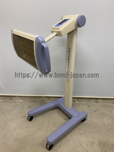 赤外線治療器&nbsp;|&nbsp;株式会社日本メディックス&nbsp;|&nbsp;ｾﾗﾋﾟｱ3300 PH-L3300Eの写真