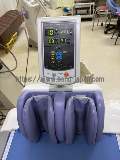 ウォーターマッサージベッド&nbsp;|&nbsp;ミナト医科学株式会社&nbsp;|&nbsp;ｱｸｱﾀｲｻﾞｰ QZ-240の写真