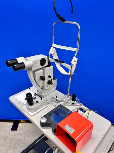 532 Green laser with a Slitlamp&nbsp;|&nbsp;Carl Zeiss&nbsp;|&nbsp;VISULAS 532S