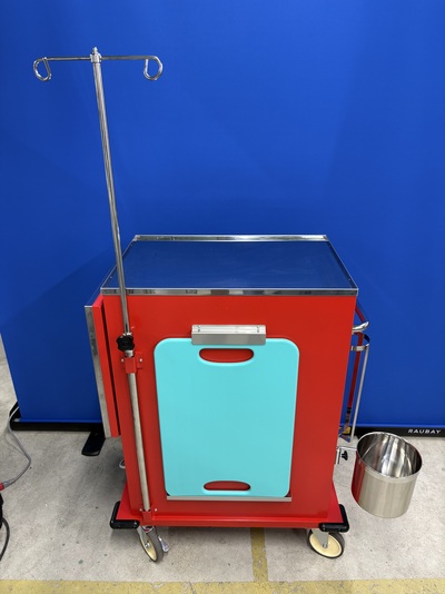 救急ワゴンR3&nbsp;|&nbsp;アズワン株式会社&nbsp;|&nbsp;EW-5R3Aの写真