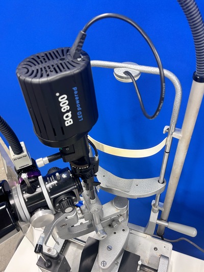LED Slitlamp&nbsp;|&nbsp;HAAG-STREIT&nbsp;|&nbsp;BQ 900 Slit Lamp
