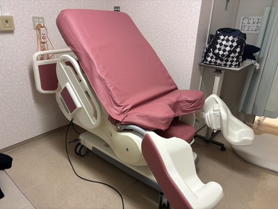 分娩台&nbsp;|&nbsp;アトムメディカル株式会社&nbsp;|&nbsp;マミージョイ LDRの写真