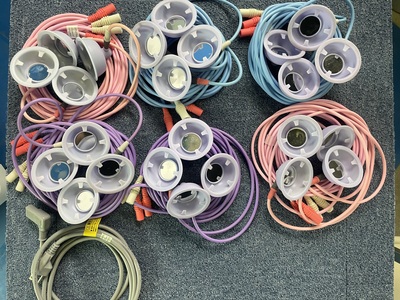 干渉電流低周波治療器（セダンテネオ）&nbsp;|&nbsp;株式会社日本メディックス&nbsp;|&nbsp;SD-5702の写真