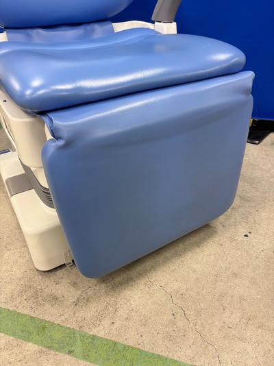 限定販売）業者様販売用）眼科専用（眼科診察台・処置台）&nbsp;|&nbsp;タカラベルモント株式会社&nbsp;|&nbsp;MEPRO3の写真
