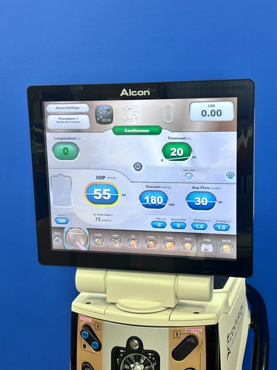 Alcon CENTURION GOLD&nbsp;|&nbsp;Alcon&nbsp;|&nbsp;CENTURION Vision System Gold