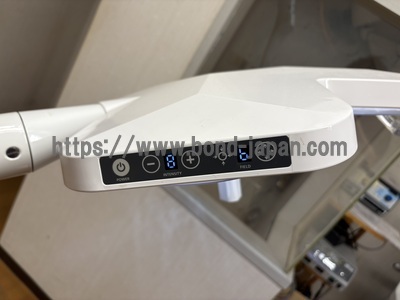 天吊り無影灯（LED）&nbsp;|&nbsp;山田医療照明株式会社&nbsp;|&nbsp;CRV04の写真