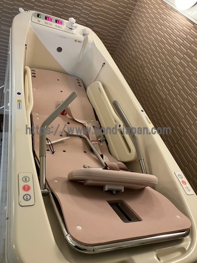 エレベートバス&nbsp;|&nbsp;酒井医療株式会社&nbsp;|&nbsp;CET-100 EWS-100 EST-100の写真