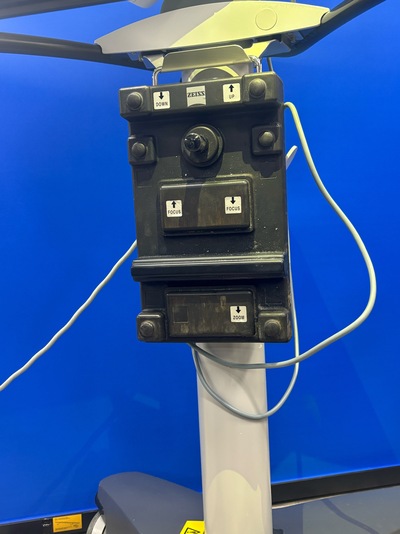 Ophthalmic Surgical Microscope&nbsp;|&nbsp;Carl Zeiss&nbsp;|&nbsp;OPMI VISU 210 S88