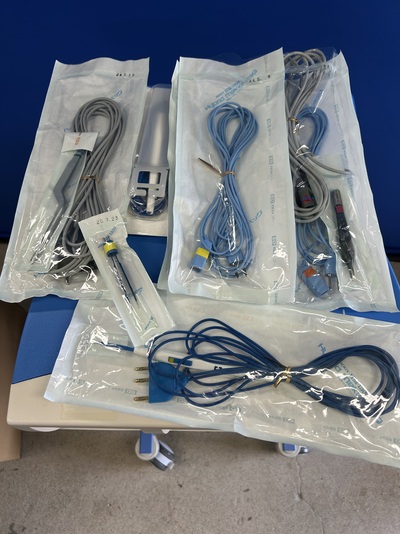 Electrosurgical Unit&nbsp;|&nbsp;Valleylab&nbsp;|&nbsp;Force Triad