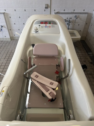 ライラックプラス（座位浴）&nbsp;|&nbsp;酒井医療株式会社&nbsp;|&nbsp;LA-560の写真