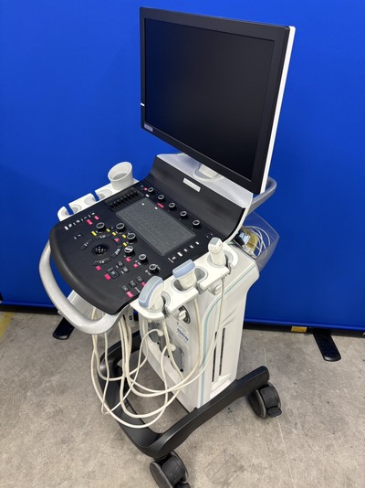 超音波診断装置&nbsp;|&nbsp;GEヘルスケア・ジャパン株式会社&nbsp;|&nbsp;Versana Balanceの写真