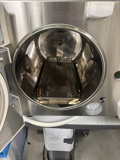自動高圧蒸気滅菌器&nbsp;|&nbsp;株式会社ユヤマ&nbsp;|&nbsp;YS-A-C108の写真