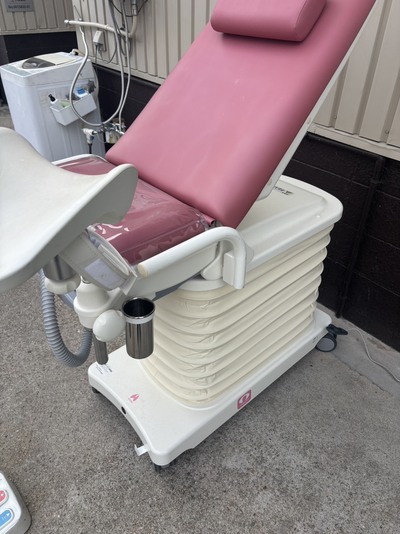 婦人科用診療・処置台&nbsp;|&nbsp;アトムメディカル株式会社&nbsp;|&nbsp;メグジョイ・シンプルの写真