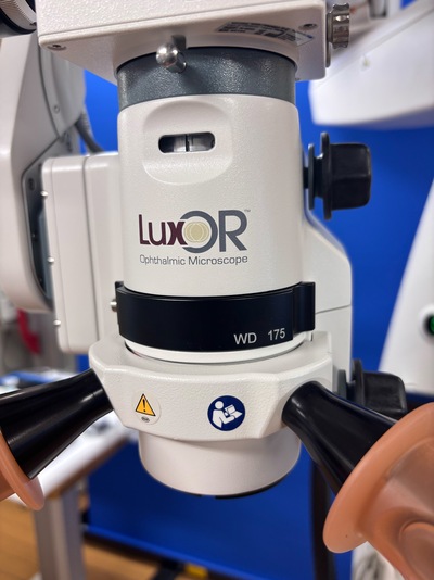 advanced ophthalmic surgical microscope + advanced digital surgical planning and guidance platform&nbsp;|&nbsp;Alcon&nbsp;|&nbsp;LuxOR® Revalia LX3 + VERION