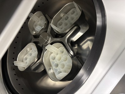 卓上遠心機&nbsp;|&nbsp;株式会社久保田製作所&nbsp;|&nbsp;S500Tの写真