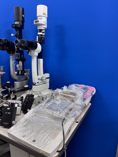 slitlamps&nbsp;|&nbsp;HAAG-STREIT&nbsp;|&nbsp;5x BQ900, 1x BM900, BC900 with 5x tonometer