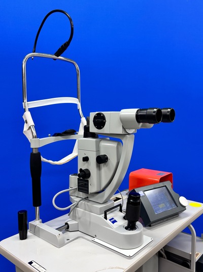 532 Green laser with a Slitlamp&nbsp;|&nbsp;Carl Zeiss&nbsp;|&nbsp;VISULAS 532S