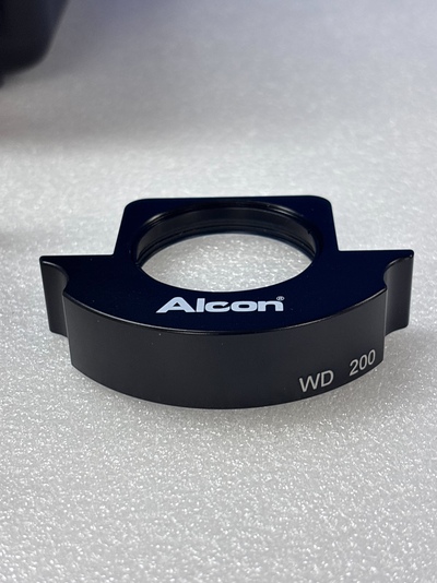 advanced ophthalmic surgical microscope + advanced digital surgical planning and guidance platform&nbsp;|&nbsp;Alcon&nbsp;|&nbsp;LuxOR® Revalia LX3 + VERION