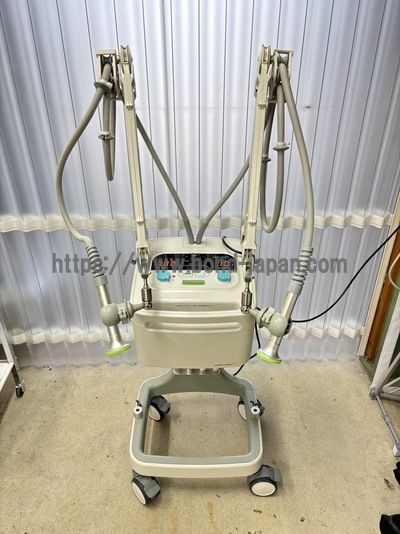 赤外線治療器(スーパーライザー)|東京医研株式会社|PXの写真