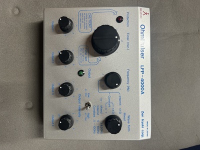 針電極低周波治療器|株式会社全医療器|ｵｰﾑﾊﾟﾙｻｰLFP-4000Aの写真