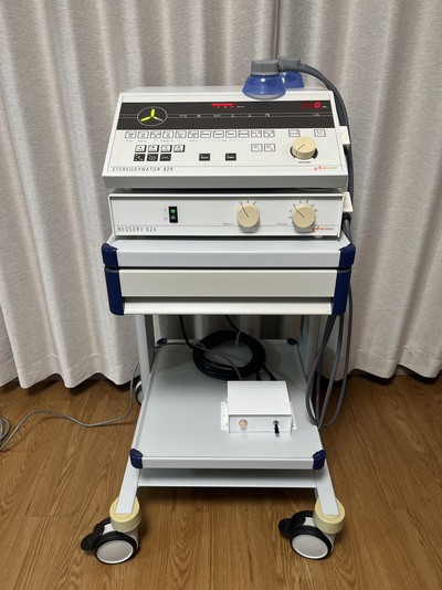 ステレオダイネータ|持田シーメンスメディカルシステム株式会社|SD-828の写真