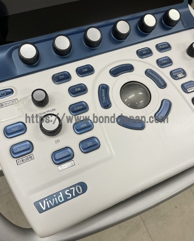超音波診断装置（循環器向け） | GEヘルスケア・ジャパン株式会社 | Vivid S70N Urtla Editionの写真