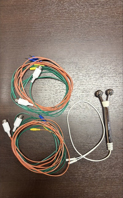 低周波治療器&nbsp;|&nbsp;株式会社テクノリンク&nbsp;|&nbsp;サーノスの写真