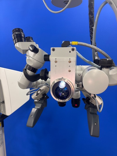 neurosurgery, spine, and ENT Microscope&nbsp;|&nbsp;Carl Zeiss&nbsp;|&nbsp;Opmi Vario Stativ S8