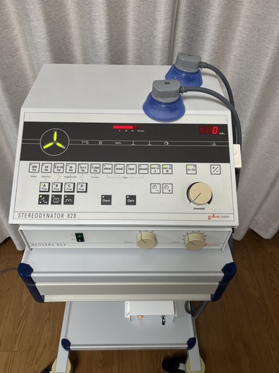 ステレオダイネータ&nbsp;|&nbsp;持田シーメンスメディカルシステム株式会社&nbsp;|&nbsp;SD-828の写真
