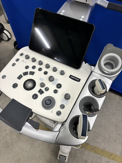 超音波診断装置&nbsp;|&nbsp;富士フィルムヘルスケア株式会社&nbsp;|&nbsp;ARIETTA 50の写真