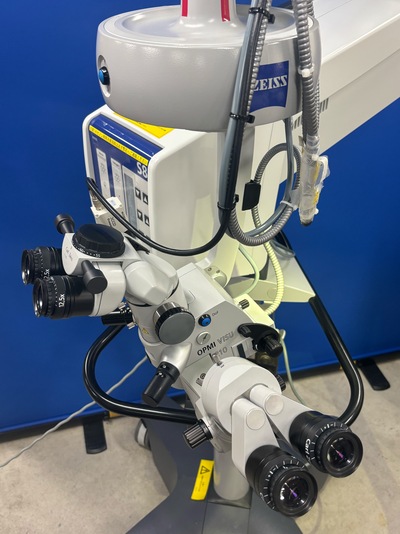 Ophthalmic Surgical Microscope&nbsp;|&nbsp;Carl Zeiss&nbsp;|&nbsp;OPMI VISU 210 S88