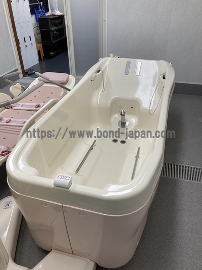 特殊浴槽　スーパーラダリバス | 酒井医療株式会社 | RAL-300Lの写真