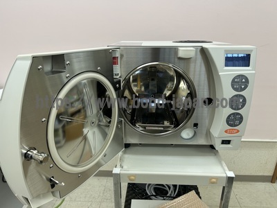 自動高圧蒸気滅菌器 | 株式会社ユヤマ | YS-A-C108の写真