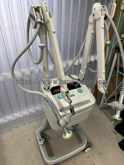 赤外線治療器(スーパーライザー) | 東京医研株式会社 | PXの写真