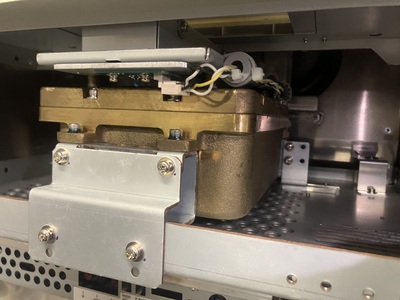 X線骨密度測定装置&nbsp;|&nbsp;富士フィルムヘルスケア株式会社&nbsp;|&nbsp;ALPHYS Aの写真