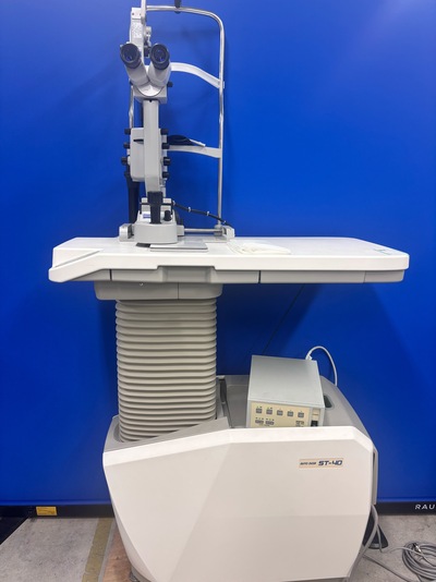 Slitlamp with sliding table&nbsp;|&nbsp;Carl Zeiss&nbsp;|&nbsp;SL130